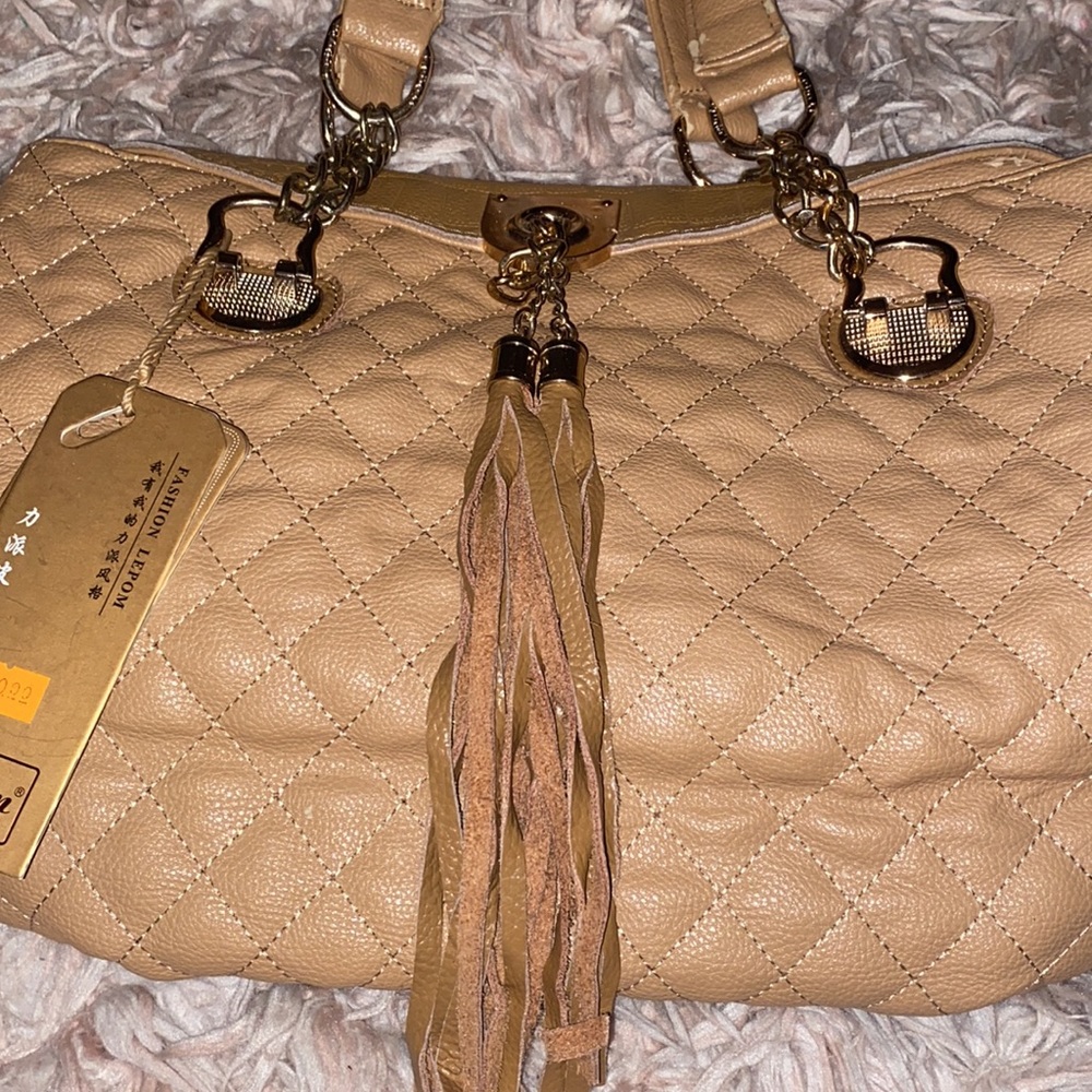 Fashion Lepom Tan Purse - Picture 2 of 7